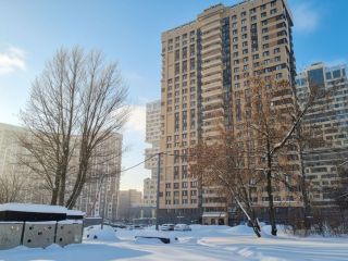 Продаю трешку удобное расположение фото Москва