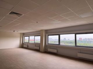 Сдаю нежилое помещение имеется круглосуточная охрана свободного назначения фото Москва