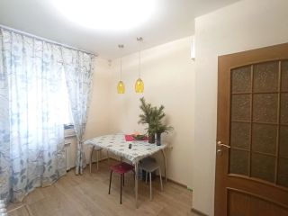 Продается 2 комнатная квартира косметический ремонт отличное место фото 13 Екатеринбург