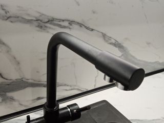 Продаю 2 комнатную квартиру евроремонт имеется охрана взрослый собственник фото 6 Краснодар