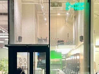 Продается бизнес свободного назначения отдельный вход фото Москва