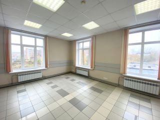 Сдаю офисное помещение косметический ремонт видеонаблюдение фото 13 Томск