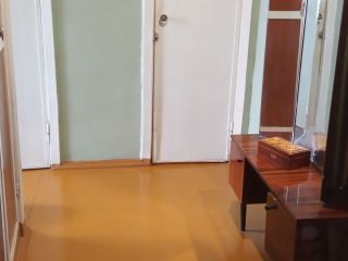 Продам однушку нуждается в косметическом ремонте с мебелью требуется ремонт фото 4 Зуевка