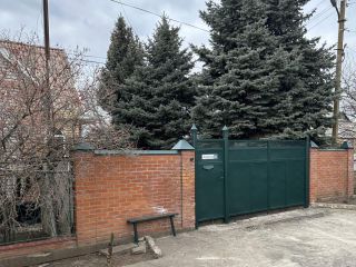 Продаю кирпичный дом есть электричество подключена канализация фото 2 Ростов-на-Дону