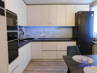 Продаю 4 комнатную квартиру с мебелью кирпичный фото 17 Новосибирск