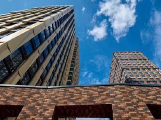 Продаю нежилое помещение на первой линии отдельный вход фото Москва