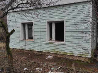 Продаю нежилое помещение асфальтная дорога фото Новосиль