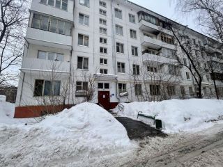 Продаю трехкомнатную квартиру фото Москва