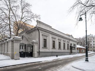 Продам нежилое помещение фото Москва