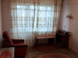 Продаю двушку косметический ремонт с мебелью пластиковые окна фото 3 Красноярск