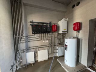 Продам коттедж с коммуникациями автоматические ворота фото 38 Москва