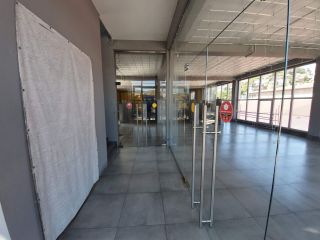 Сдам магазин панорамные окна есть электричество фото 5 Сочи