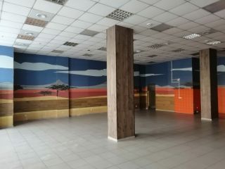 Сдаю нежилое помещение косметический ремонт имеется охрана подключена канализация фото 3 Красноярск