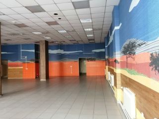 Сдаю нежилое помещение косметический ремонт имеется охрана подключена канализация фото 5 Красноярск