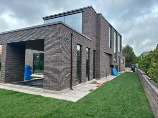 Продаю монолитный дом черновая отделка с коммуникациями своя скважина фото 3 Троицк