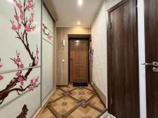 Продается 2 комн. квартира ухоженный подъезд с мебелью фото 12 Санкт-Петербург