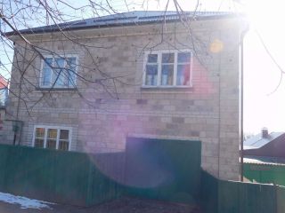 Продаю блочный дом косметический ремонт имеются хозяйственные постройки с коммуникациями фото Ессентуки