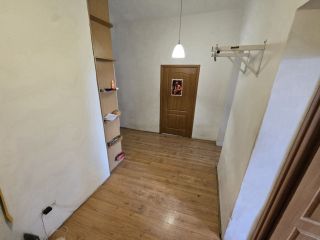 Продаю четырешку необходим косметический ремонт есть документы фото 3 Севастополь