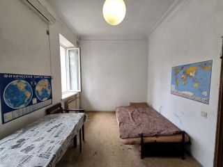 Продаю четырешку необходим косметический ремонт есть документы фото 15 Севастополь