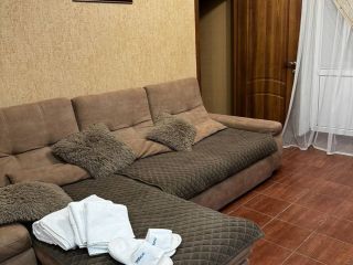 Продаю трешку установлены пластиковые окна с мебелью фото 6 Карачаевск