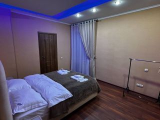 Продаю трешку установлены пластиковые окна с мебелью фото 8 Карачаевск