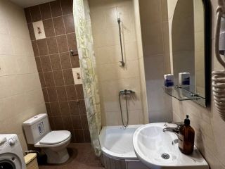 Продаю трешку установлены пластиковые окна с мебелью фото 15 Карачаевск