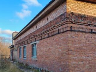 Продаю помещение свободного назначения подключена канализация рядом асфальт фото 2 Вуктыл