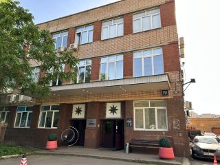 Сдается офисное помещение на первой линии отдельно стоящий фото Москва