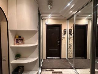 Продаю трешку шикарный ремонт в центре города с мебелью фото 6 Ногинск