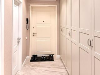 Продается 2 комнатная квартира срочно имеется круглосуточная охрана фото 2 Москва