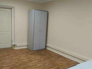 Сдам помещение под офис пластиковые окна имеется охрана фото 2 Москва