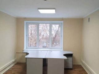 Сдам офисное помещение пластиковые окна имеется охрана фото Москва