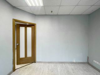 Сдаю помещение свободного назначения имеется охрана без посредников фото 2 Екатеринбург