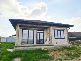 Продается кирпичный дом беловая отделка имеется скважина фото Севастополь