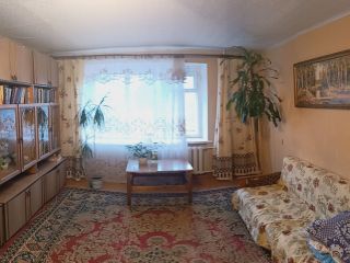 Продается 3 комн. квартира косметический ремонт с мебелью без посредников фото 3 Брянск