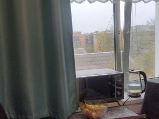 Продается 1 комнатная квартира косметический ремонт пластиковые окна установлены натяжные потолки фото 6 Красноярск