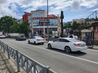 Сдается торговую площадь есть электричество с мебелью фото 7 Сочи