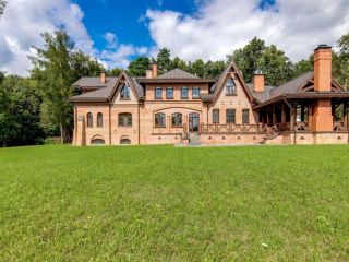 Продается кирпичный коттедж своя скважина фото Чехов