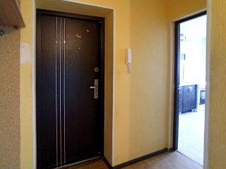 Продам трехкомнатную квартиру косметический ремонт установлены пластиковые окна есть документы фото 9 Екатеринбург