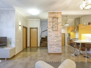Продаю кирпичный коттедж с коммуникациями взрослый собственник фото 32 Москва