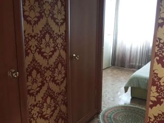 Продается 1 комн. квартира косметический ремонт установлены натяжные потолки пластиковые окна фото 4 Красноярск