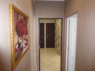 Продам двухкомнатную квартиру установлены натяжные потолки взрослый собственник фото 9 Челябинск