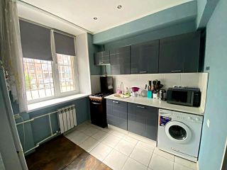 Продаю однушку косметический ремонт с мебелью сухой погреб фото Омск
