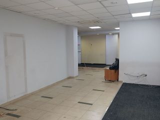 Сдаю нежилое помещение необходим косметический ремонт фото 6 Уфа