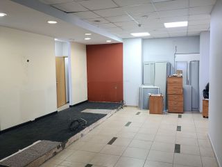 Сдаю нежилое помещение необходим косметический ремонт фото 7 Уфа