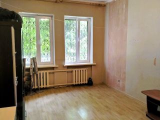 Продаю однушку евроремонт возможен торг установлены пластиковые окна фото Магнитогорск
