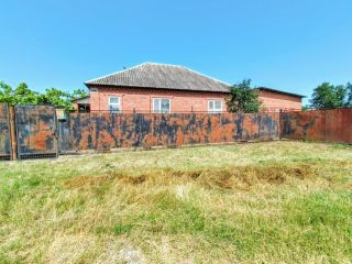 Продается кирпичный дом с коммуникациями подключена канализация фото 3 П. Заречный