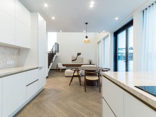 Продаю монолитный коттедж видеонаблюдение рядом асфальт фото 9 Щёлково