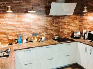 Продаю кирпичный дом ремонт по западным стандартам внутри города установлены пластиковые окна фото 35 Магнитогорск