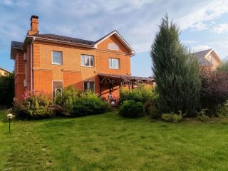 Продам кирпичный коттедж подключена канализация видеонаблюдение фото Истра